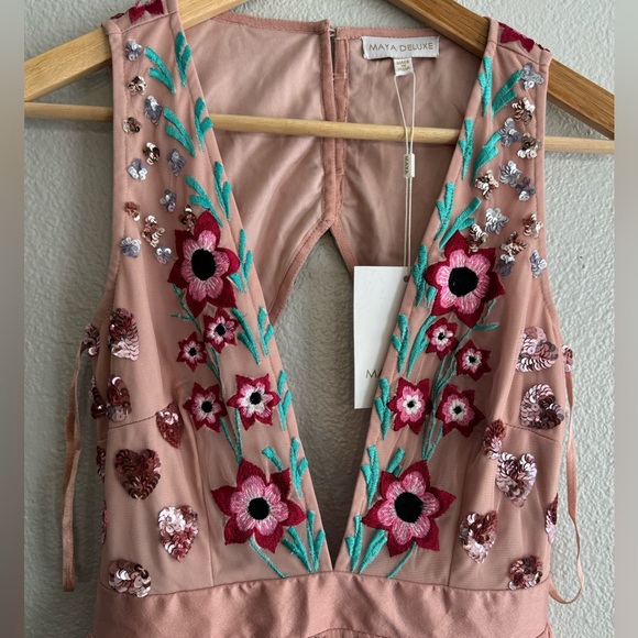 Maya Deluxe Embroidered Pink Maxi Dress - Picture 4 of 8